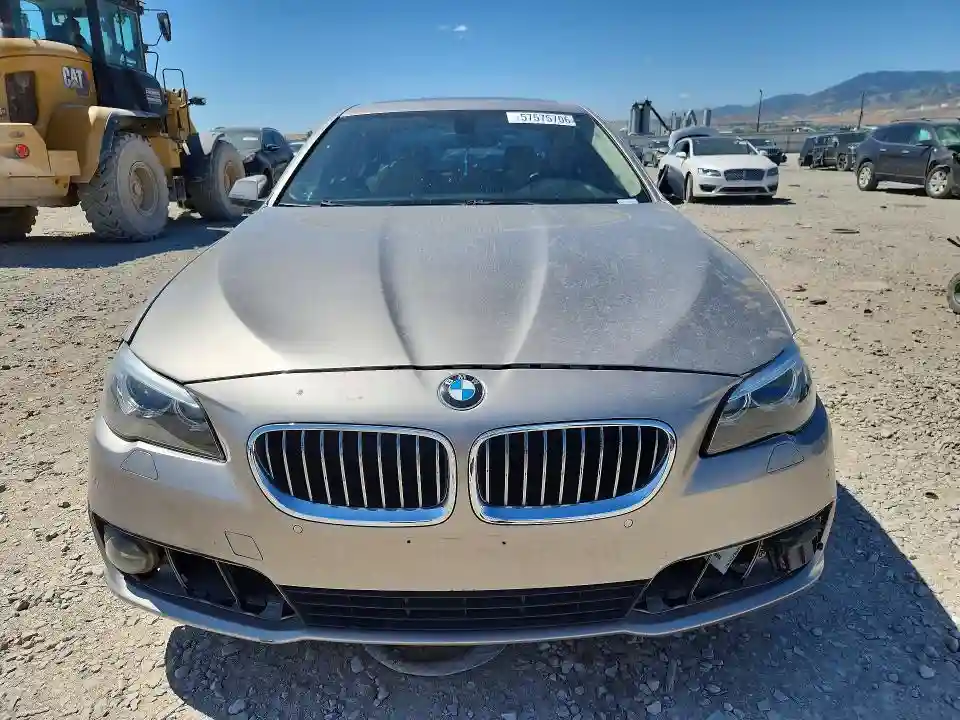 WBA5A5C53GD526601 2016 BMW 5 SERIES-4