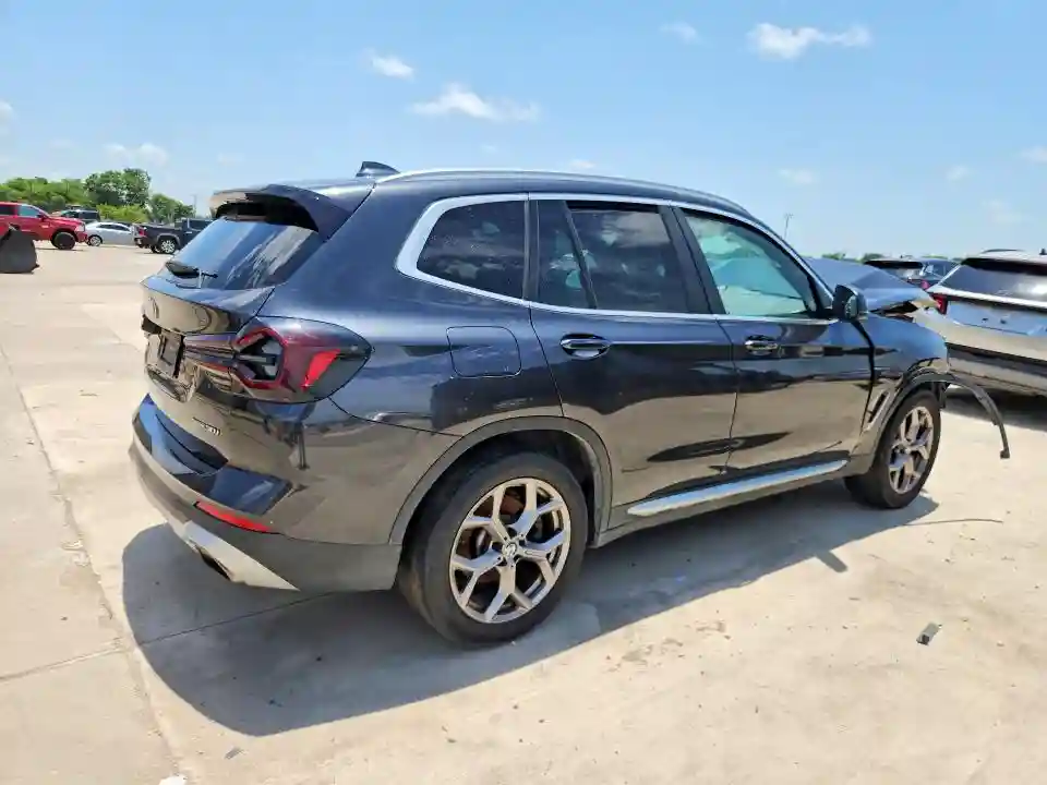 5UX43DP03N9M51348 2022 BMW X3-2