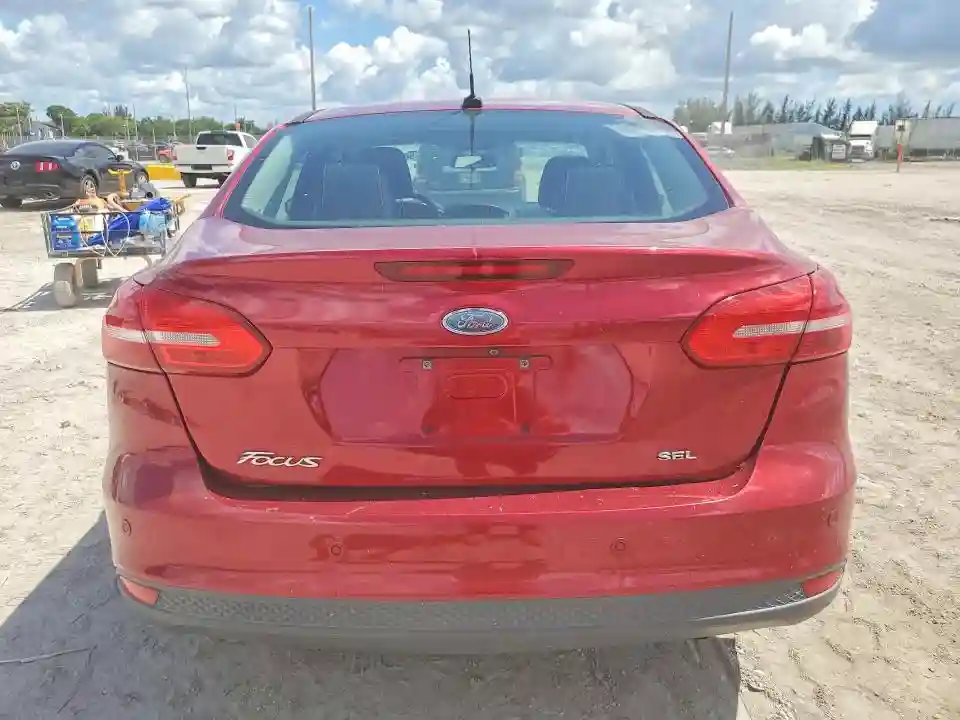 1FADP3H23HL256623 2017 FORD FOCUS-5