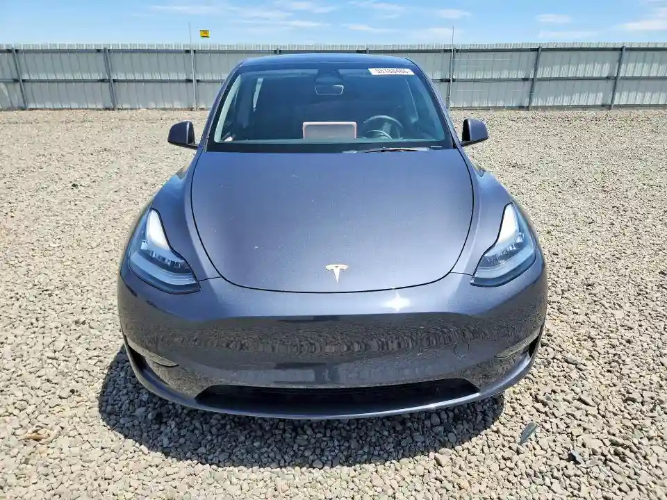 7SAYGDEEXPA042391 2023 TESLA MODEL Y-4