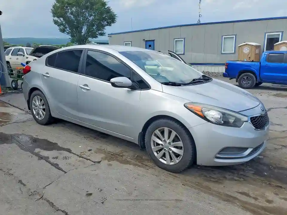 KNAFX4A64G5469392 2016 KIA FORTE-3