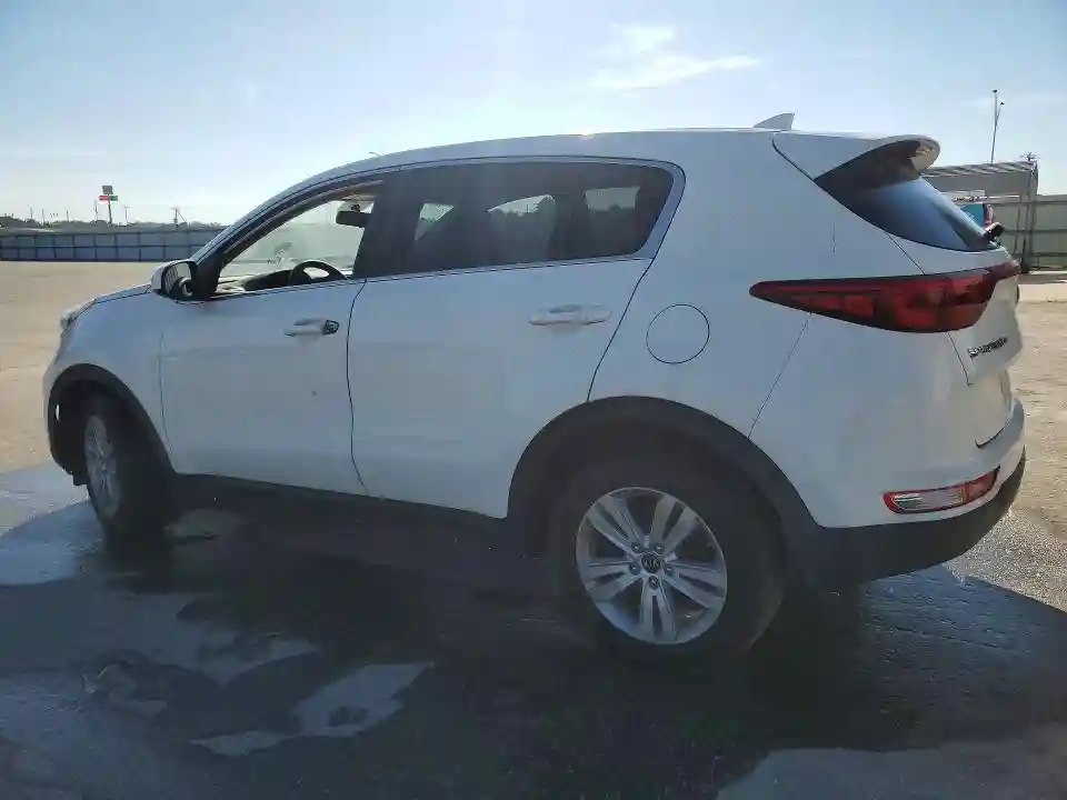 KNDPM3AC9J7443835 2018 KIA SPORTAGE-1