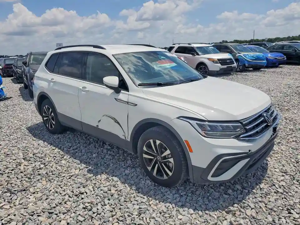 3VVRB7AX6RM227405 2024 VOLKSWAGEN TIGUAN-3