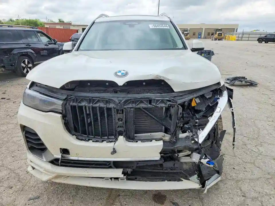 5UXCX6C11N9K47299 2022 BMW X7-4