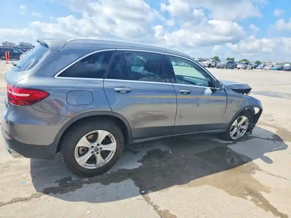 WDC0G4JB6JV036535 2018 MERCEDES-BENZ GLC-CLASS-2