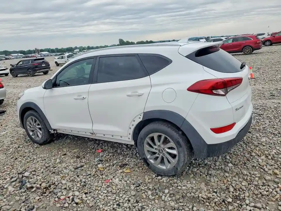KM8J3CA44JU764924 2018 HYUNDAI TUCSON-1