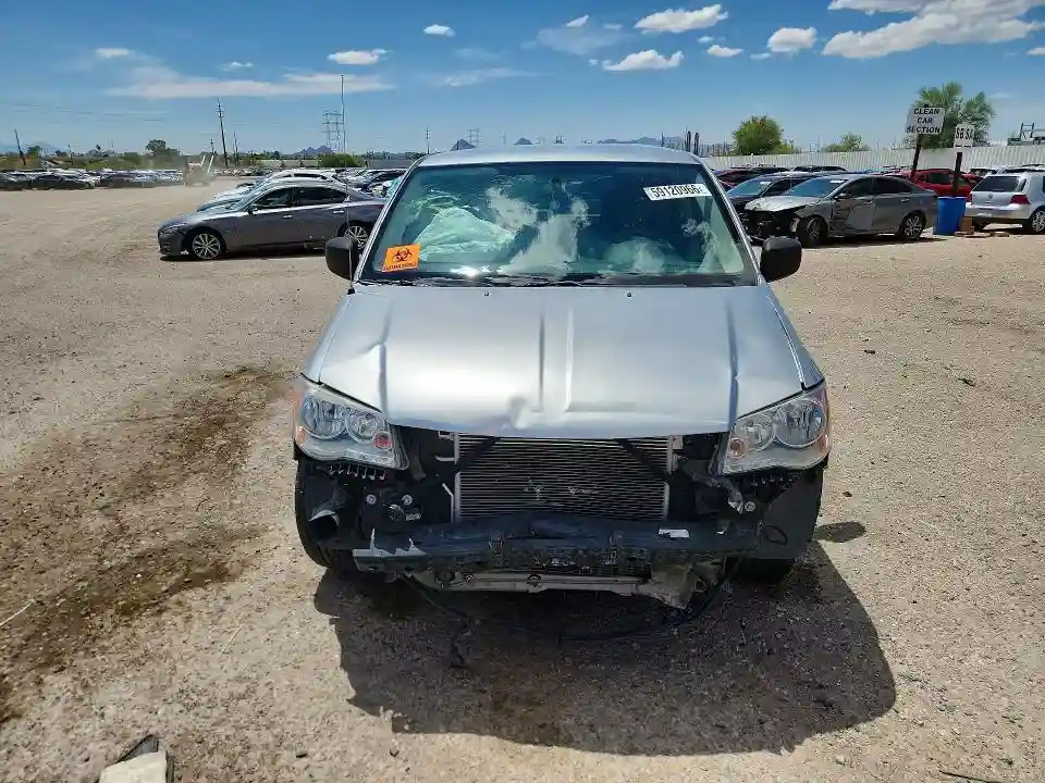 2C4RDGBG0HR607290 2017 DODGE CARAVAN-4