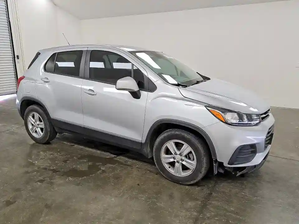 KL7CJKSB6MB304512 2021 CHEVROLET TRAX-3