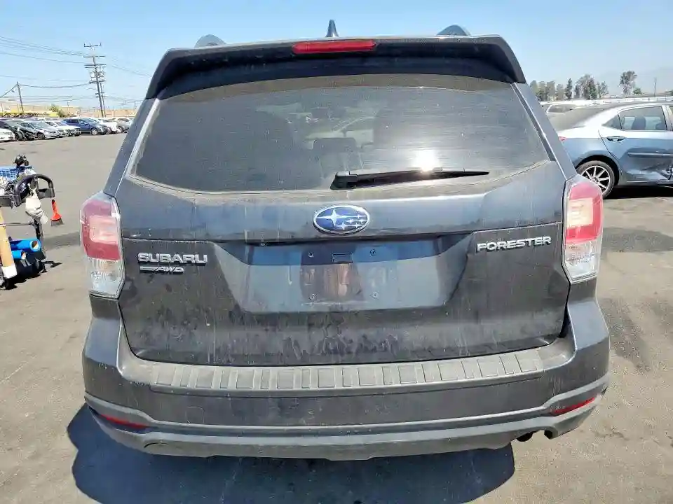 JF2SJAGC3HH443043 2017 SUBARU FORESTER-5