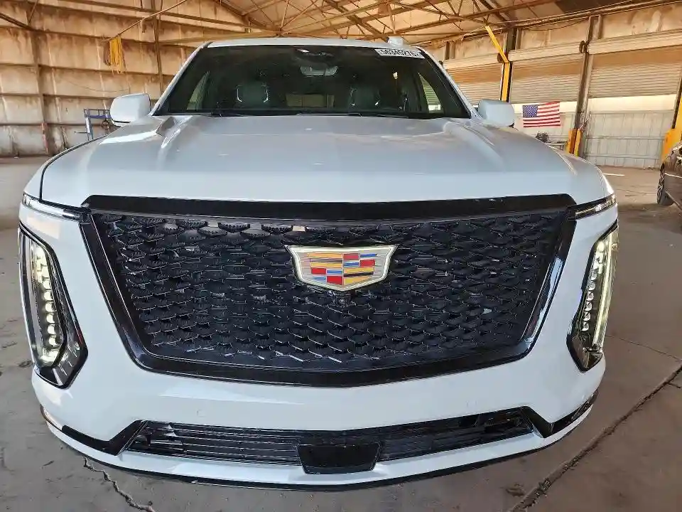 1GYS9FRL5SR331048 2025 CADILLAC ESCALADE-4