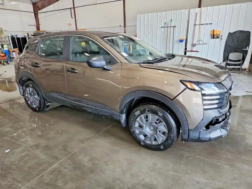 3N8AP6BA0SL318705 2025 NISSAN KICKS-3