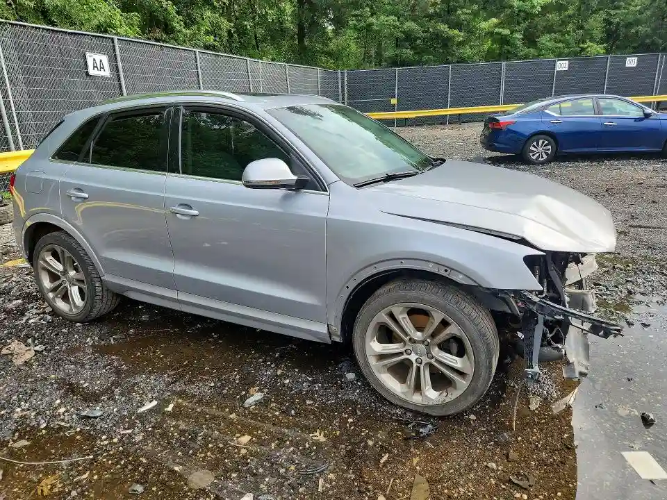 WA1EFCFS1GR012835 2016 AUDI Q3-3