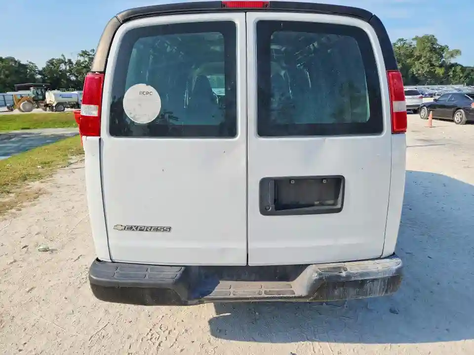 1GCWGAFF5H1336711 2017 CHEVROLET EXPRESS-5