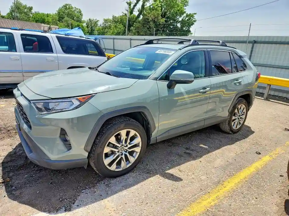 2T3C1RFV6KW011794 2019 TOYOTA RAV4-0