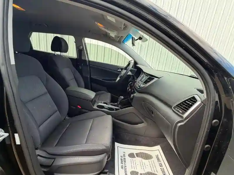 KM8J23A47JU700492 2018 HYUNDAI TUCSON-4
