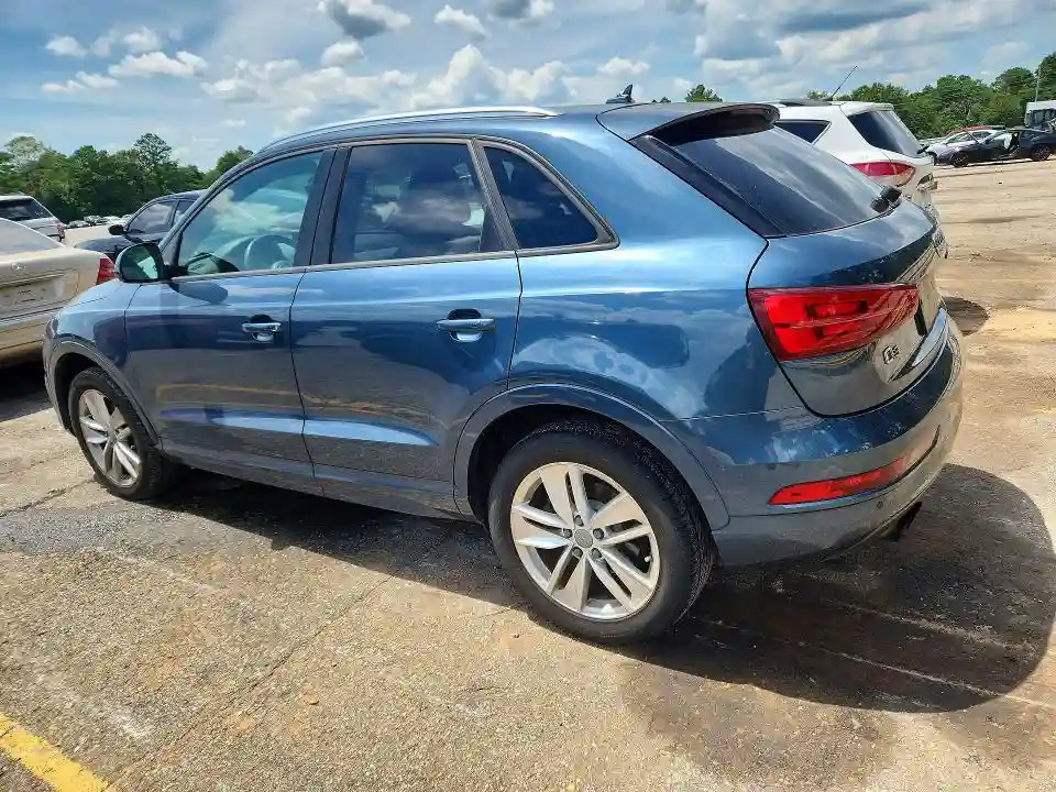 WA1BCCFS8HR008830 2017 AUDI Q3-1