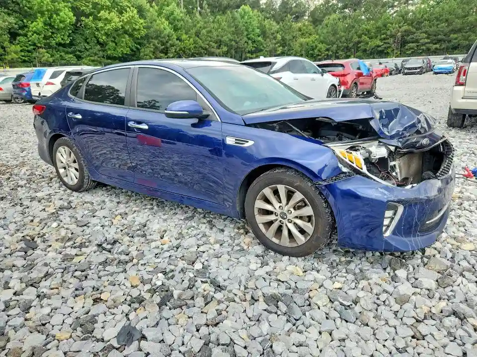 5XXGT4L39JG194644 2018 KIA OPTIMA S-3