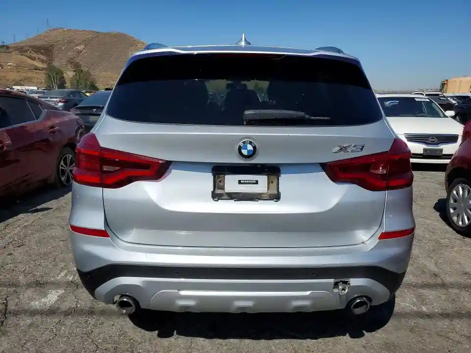 5UXTR9C57JLD64206 2018 BMW X3-5