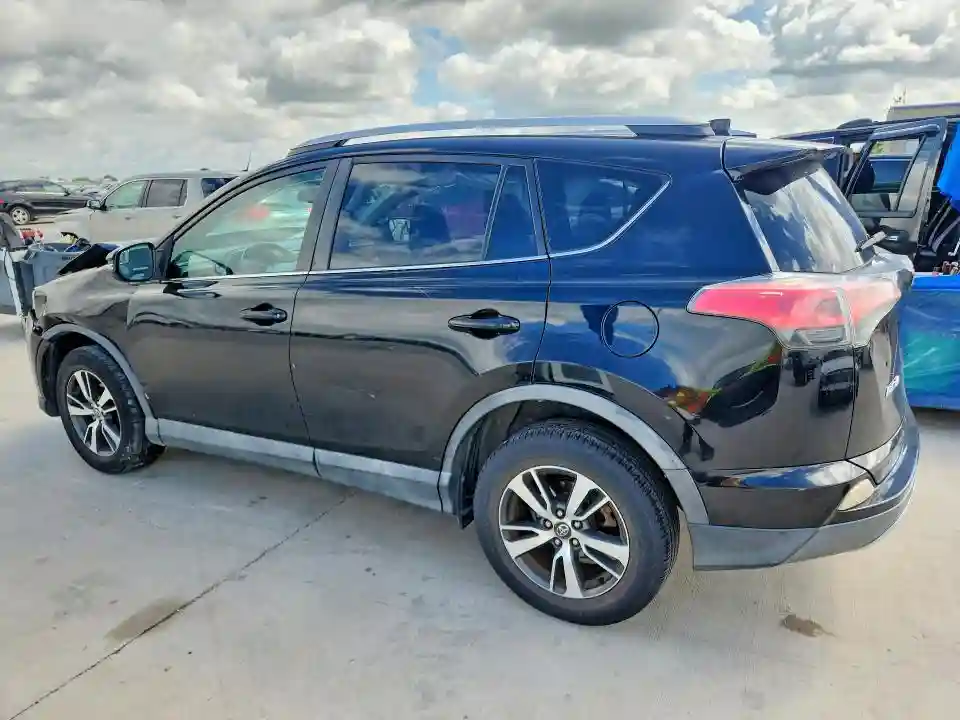 2T3WFREV1GW260074 2016 TOYOTA RAV4-1