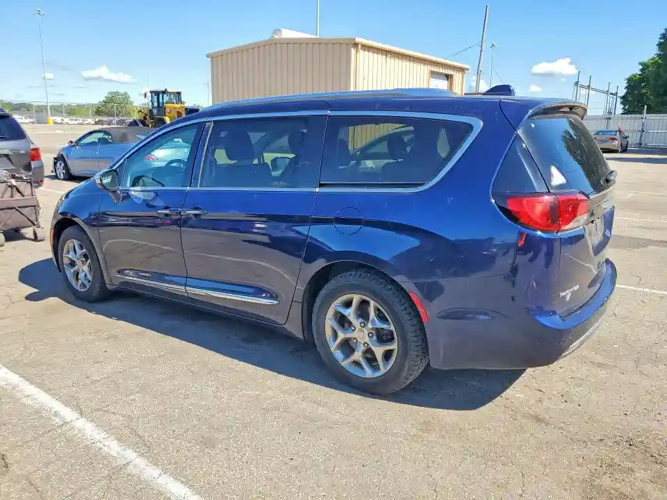 2C4RC1GG9JR314597 2018 CHRYSLER PACIFICA-1