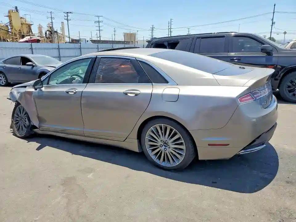 3LN6L2GK0FR617844 2015 LINCOLN MKZ-1