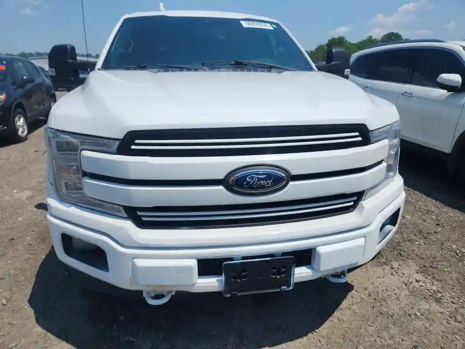 1FTFW1E52JFB13966 2018 FORD F150-4
