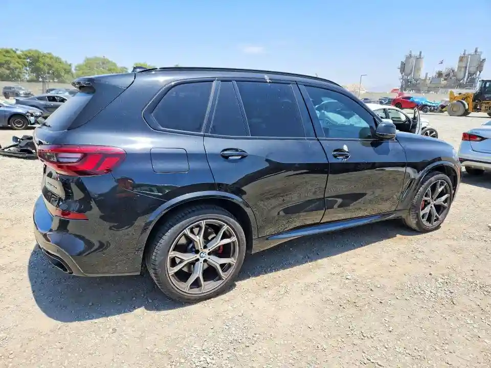 5UXTA6C05M9E28447 2021 BMW X5-2
