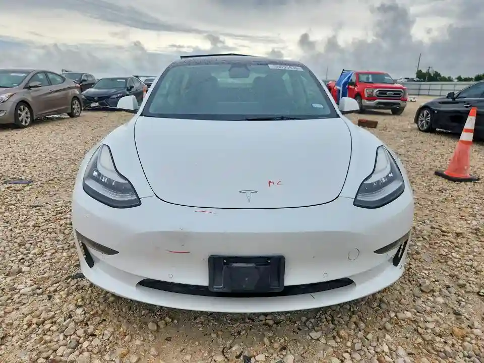 5YJ3E1EA5MF854821 2021 TESLA MODEL 3-4