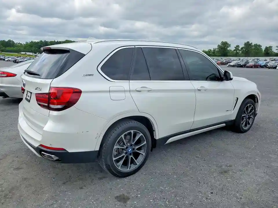 5UXKT0C32H0V95501 2017 BMW X5-2
