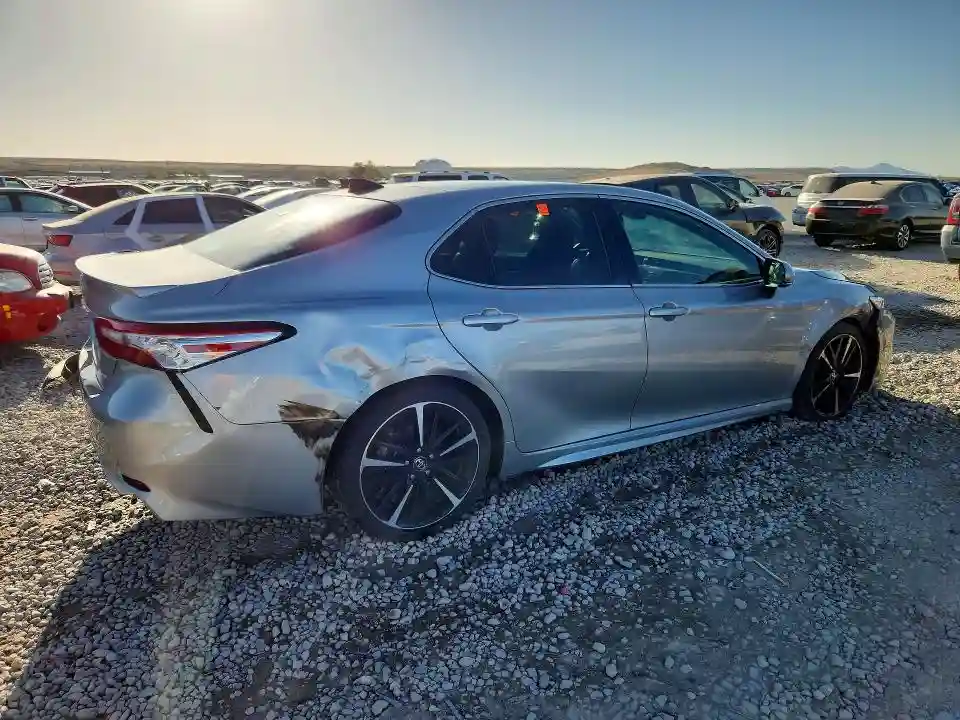 4T1KZ1AKXLU036811 2020 TOYOTA CAMRY-2