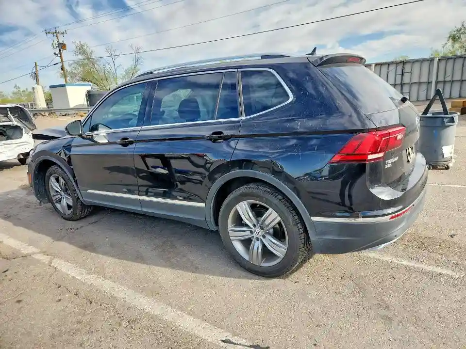 3VV3B7AX8MM140765 2021 VOLKSWAGEN TIGUAN-1