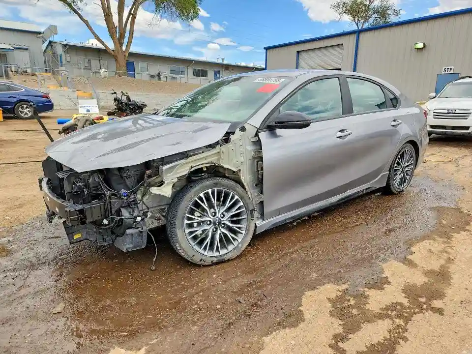 3KPF54AD9RE812566 2024 KIA FORTE-0