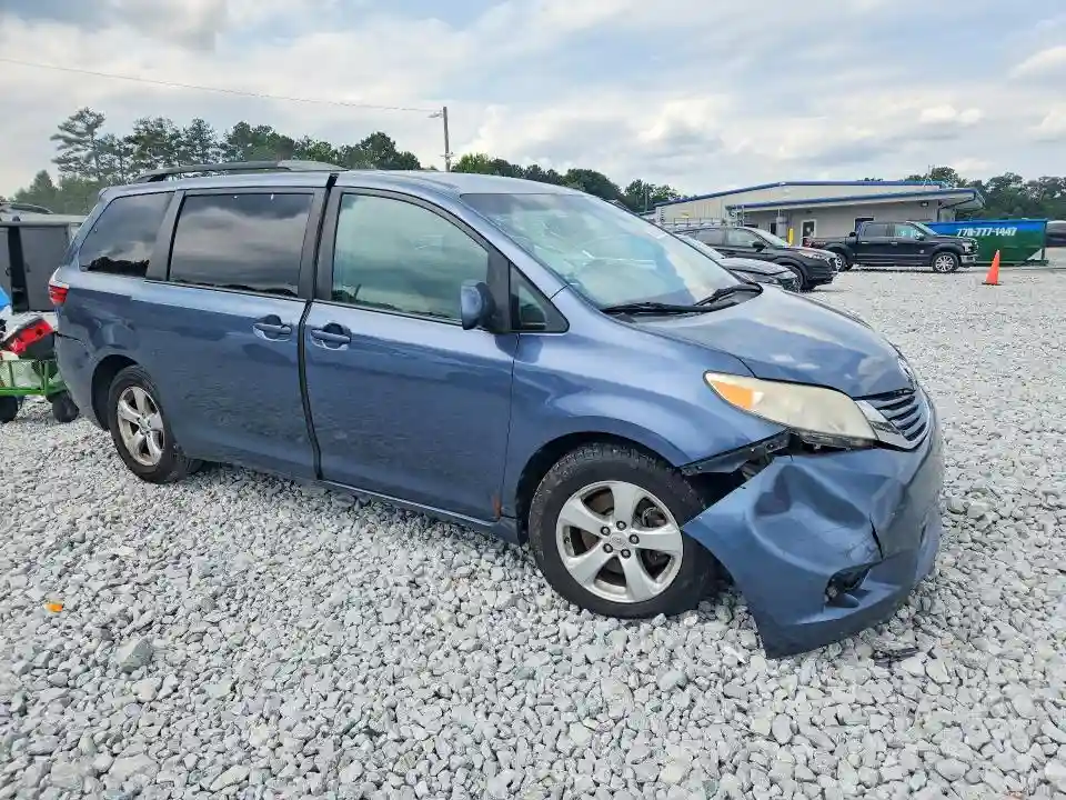 5TDKK3DCXGS727484 2016 TOYOTA SIENNA-3