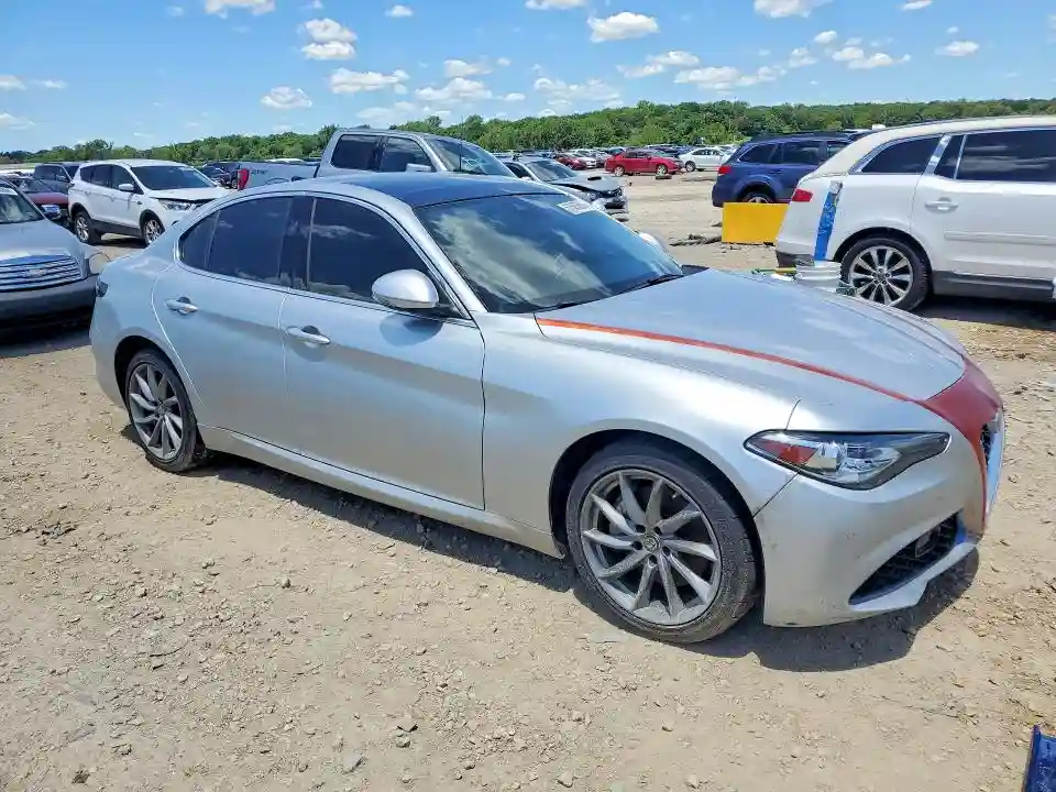 ZARFAEEN4H7554496 2017 ALFA ROMEO GIULIA-3