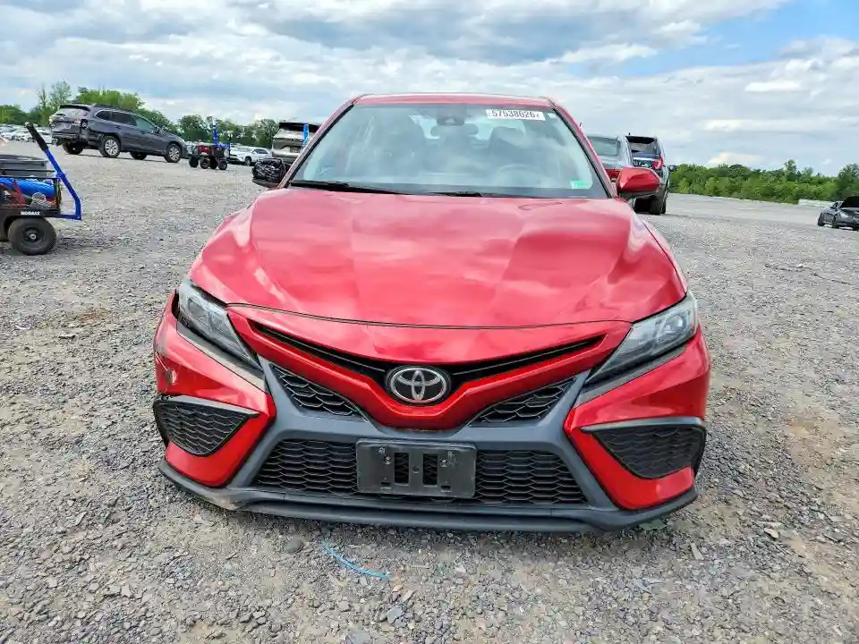 4T1G11AK1MU424153 2021 TOYOTA CAMRY-4