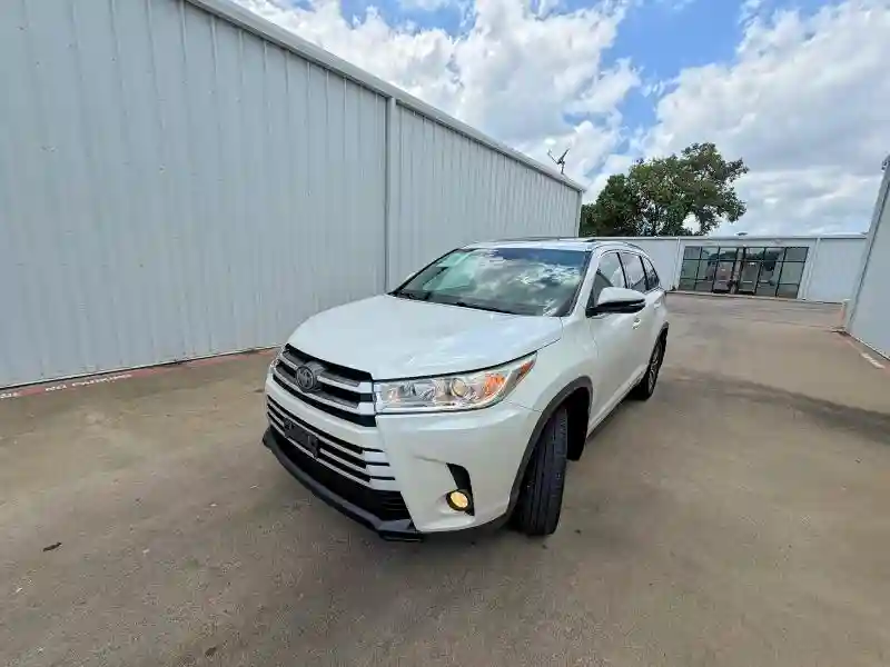 5TDJZRFH5JS908423 2018 TOYOTA HIGHLANDER-1