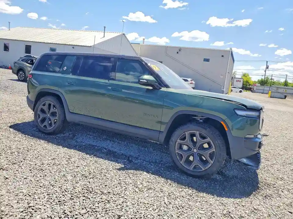 7PDSGBBA5SN073823 2025 RIVIAN RIS-3
