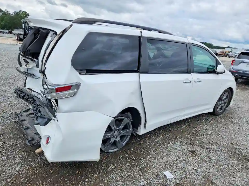 5TDXZ3DC2HS873249 2017 TOYOTA SIENNA-2