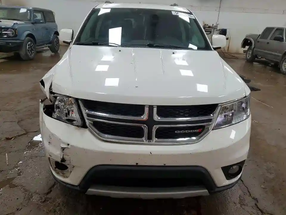 3C4PDDBG1GT196192 2016 DODGE JOURNEY-4