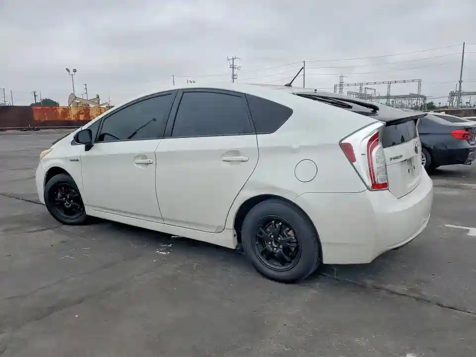 JTDKN3DU8F0437083 2015 TOYOTA PRIUS-1