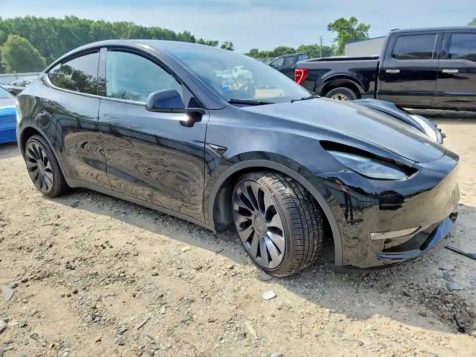 7SAYGDEF6NF562161 2022 TESLA MODEL Y-3