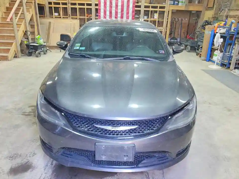 1C3CCCDG3GN158475 2016 CHRYSLER 200-4