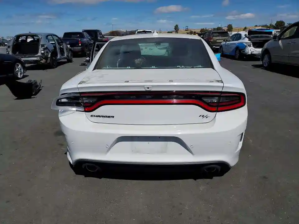 2C3CDXCT5PH581232 2023 DODGE CHARGER-5