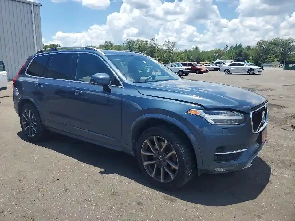 YV4102XK7J1337944 2018 VOLVO XC90-3