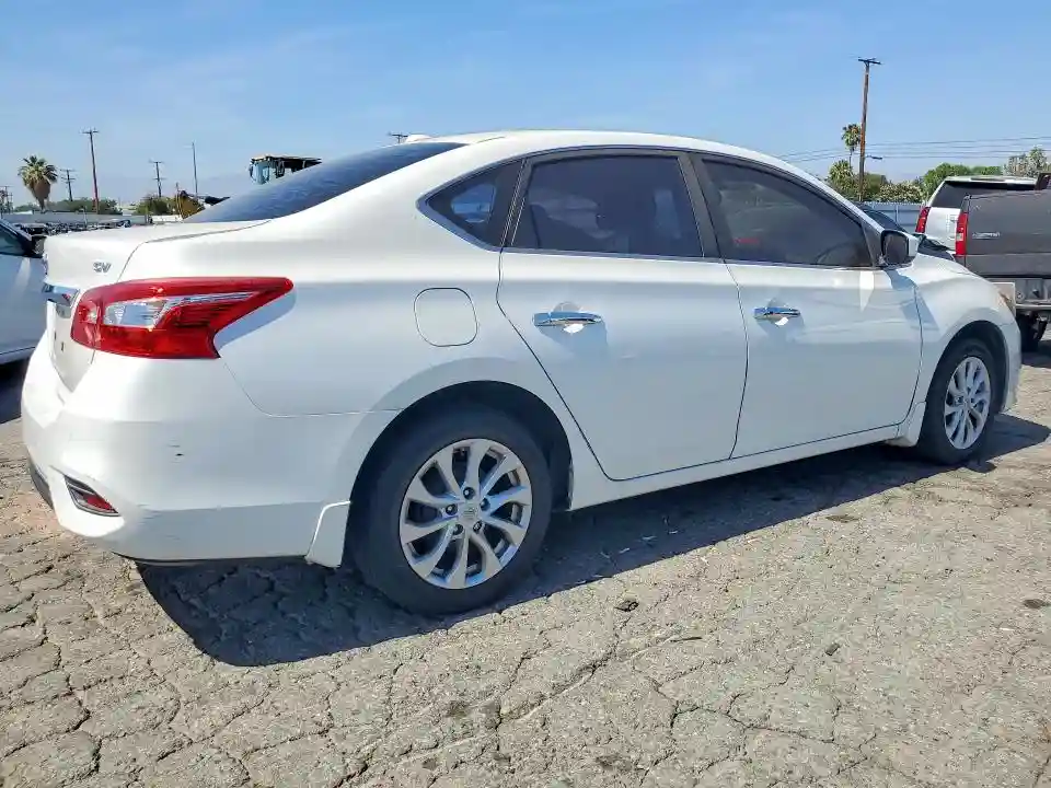 3N1AB7AP9JY214451 2018 NISSAN SENTRA-2