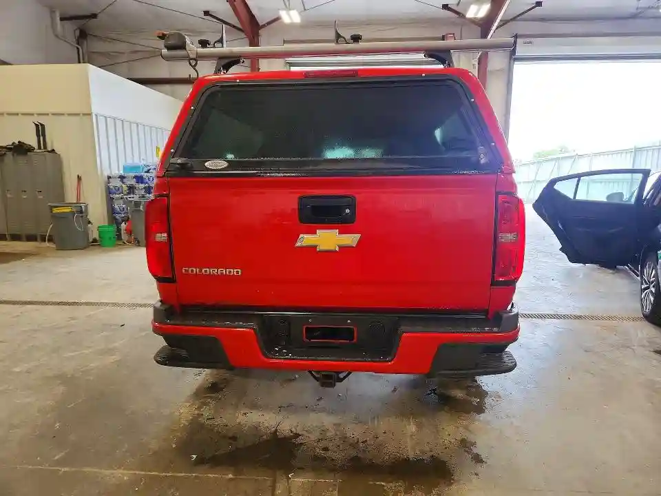 1GCGTBEN8H1186821 2017 CHEVROLET COLORADO-5