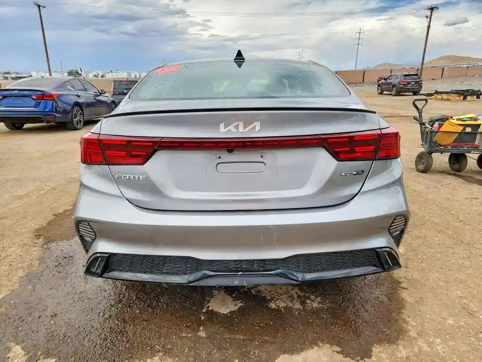 3KPF54AD9RE812566 2024 KIA FORTE-5