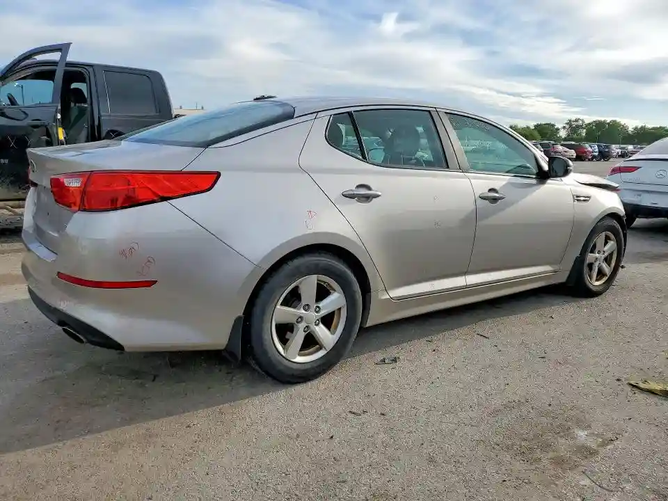 KNAGM4A74F5585891 2015 KIA OPTIMA-2