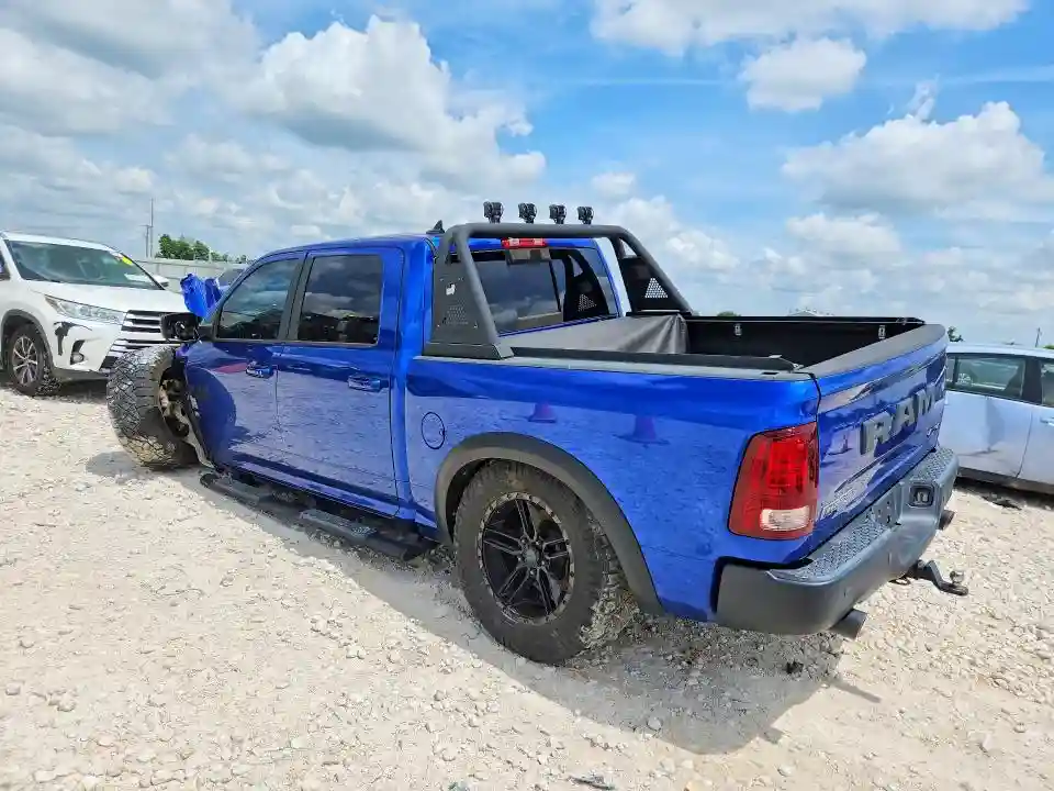 1C6RR7YT9HS814515 2017 RAM 1500-1