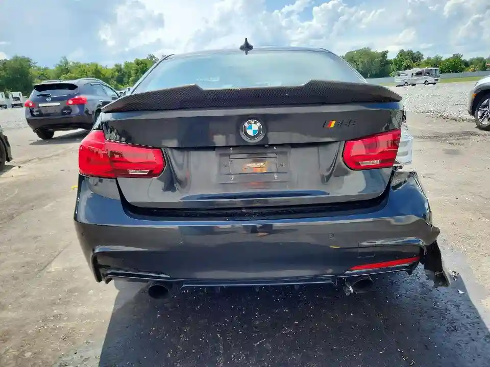WBA8B3G3XHNU36042 2017 BMW 3 SERIES-5